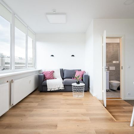 Hilltop Apartments - Studio Rooms In City Centre Tallinn Extérieur photo