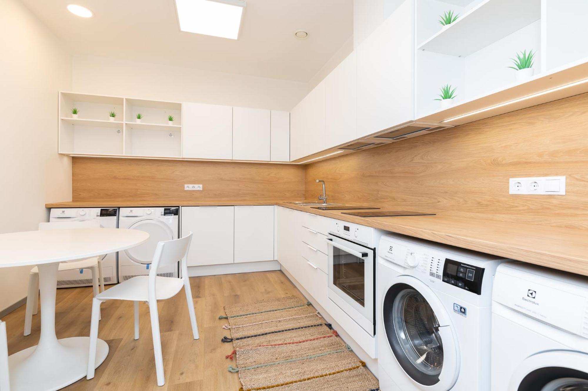 Hilltop Apartments - Studio Rooms In City Centre Tallinn Extérieur photo