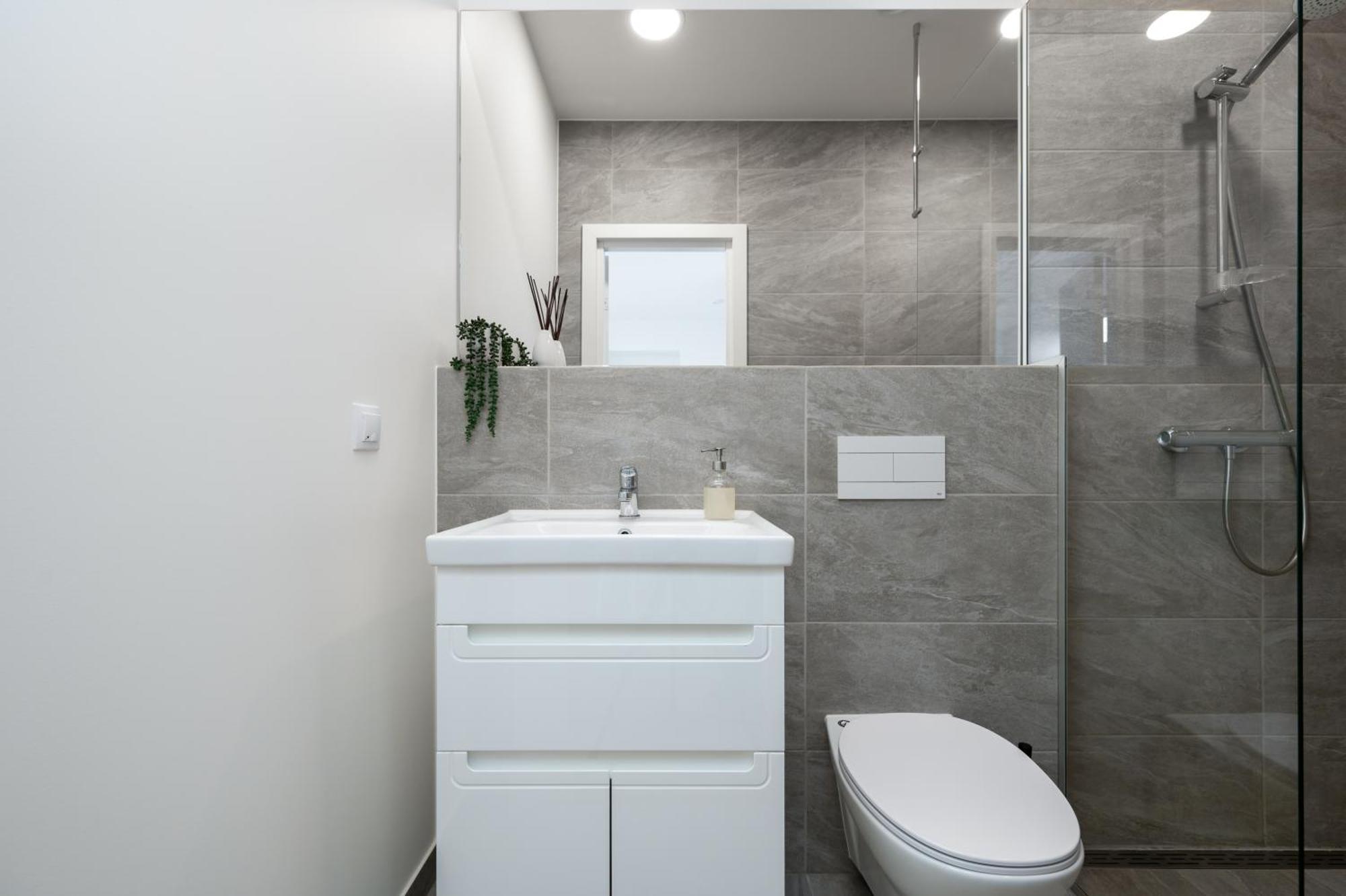 Hilltop Apartments - Studio Rooms In City Centre Tallinn Extérieur photo