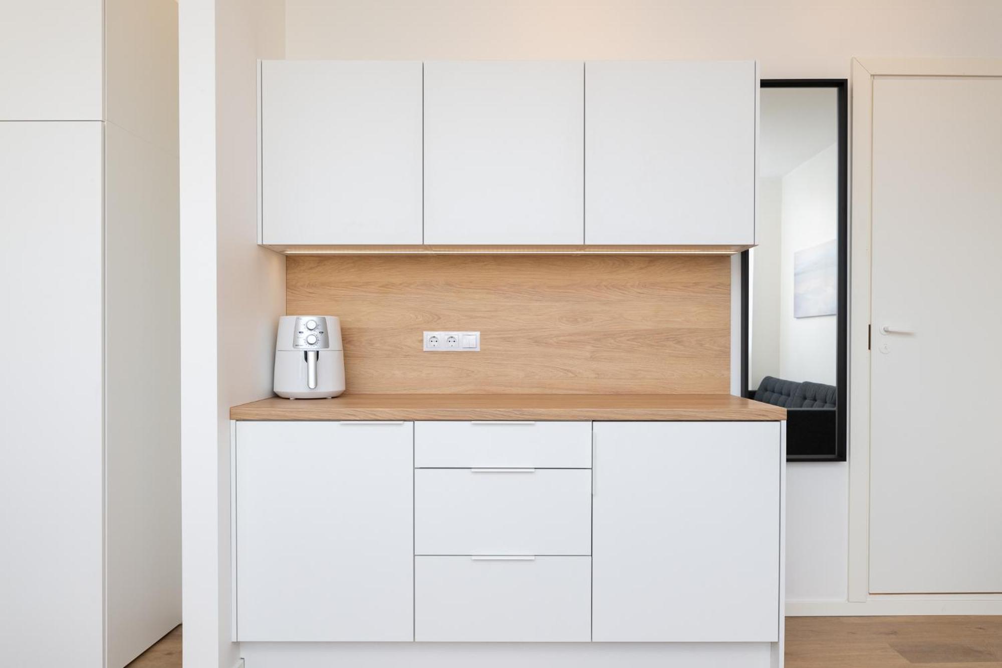 Hilltop Apartments - Studio Rooms In City Centre Tallinn Extérieur photo